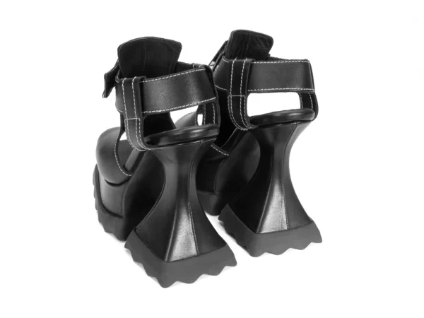 Women's^Fluevog Shoes Daisy | T-Strap Platform Heel Black