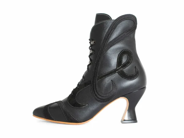 Women's^Fluevog Shoes De La Cruz | Embroidered Lace-Up Boot Black