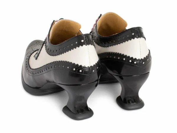 Women's^Fluevog Shoes Dr. Gunter | Brogued Lace-Up Heels Black/Beige