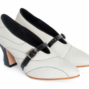 Women's^Fluevog Shoes Kit | Minimalistic Padded Pump Beige Quilted