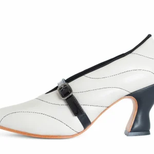 Women's^Fluevog Shoes Kit | Minimalistic Padded Pump Beige Quilted